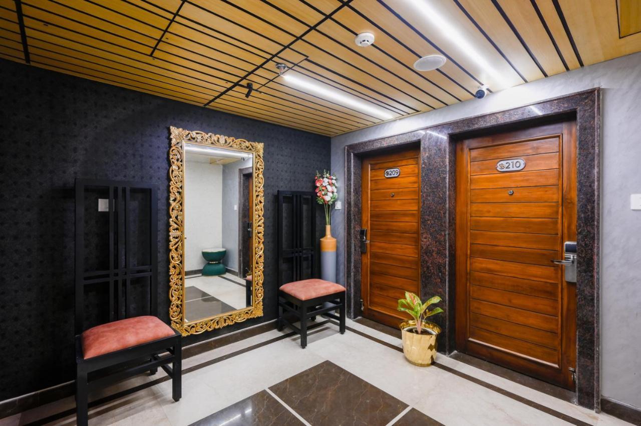The Shivalik Hotel Bhubaneswar Exterior photo